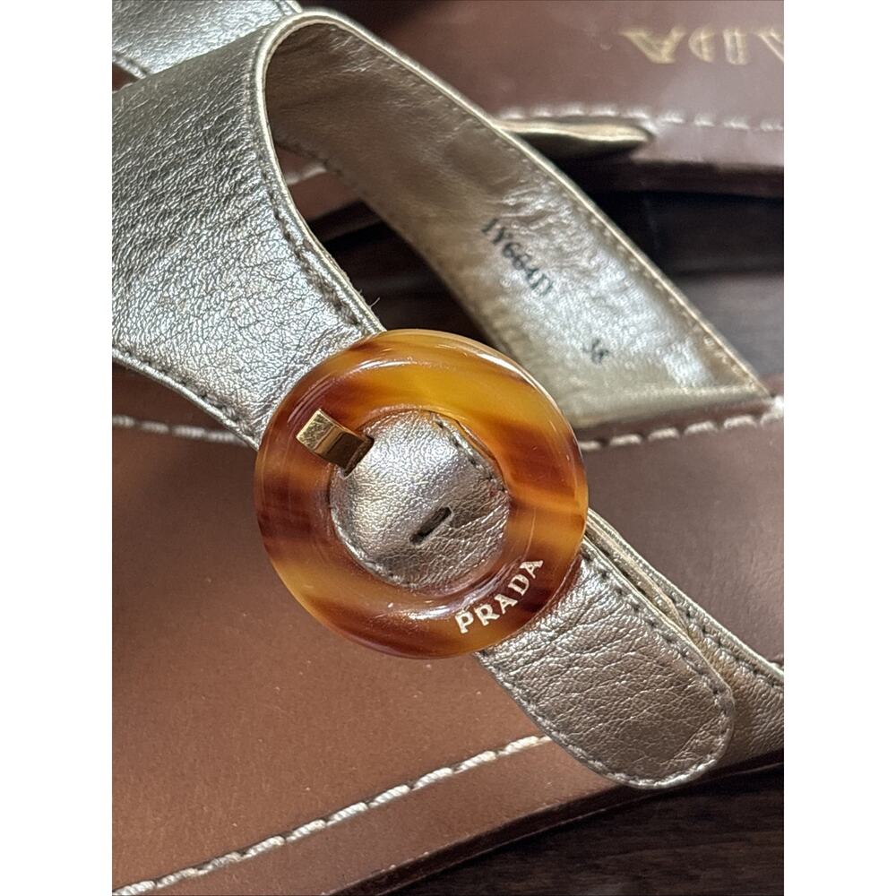 Prada Gold Leather Thong Sandals Women’s Size 38 Logo Buckle - Picture 7 of 8
